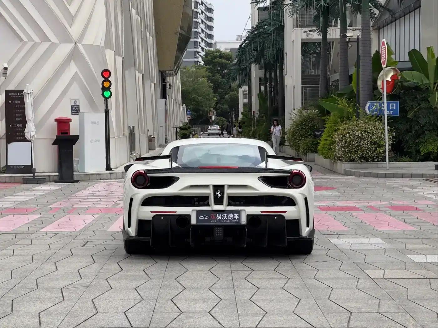2015 Ferrari 488 GTB — миниатюра 5
