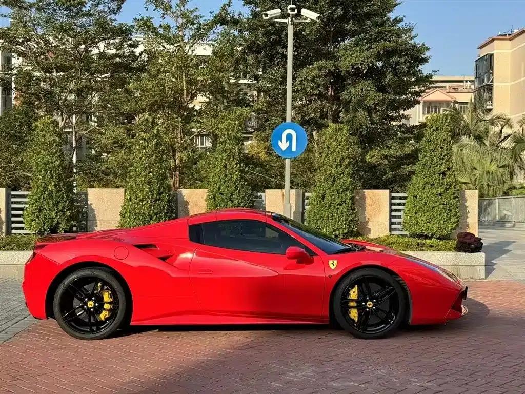 2015 Ferrari 488 Spider — миниатюра 4