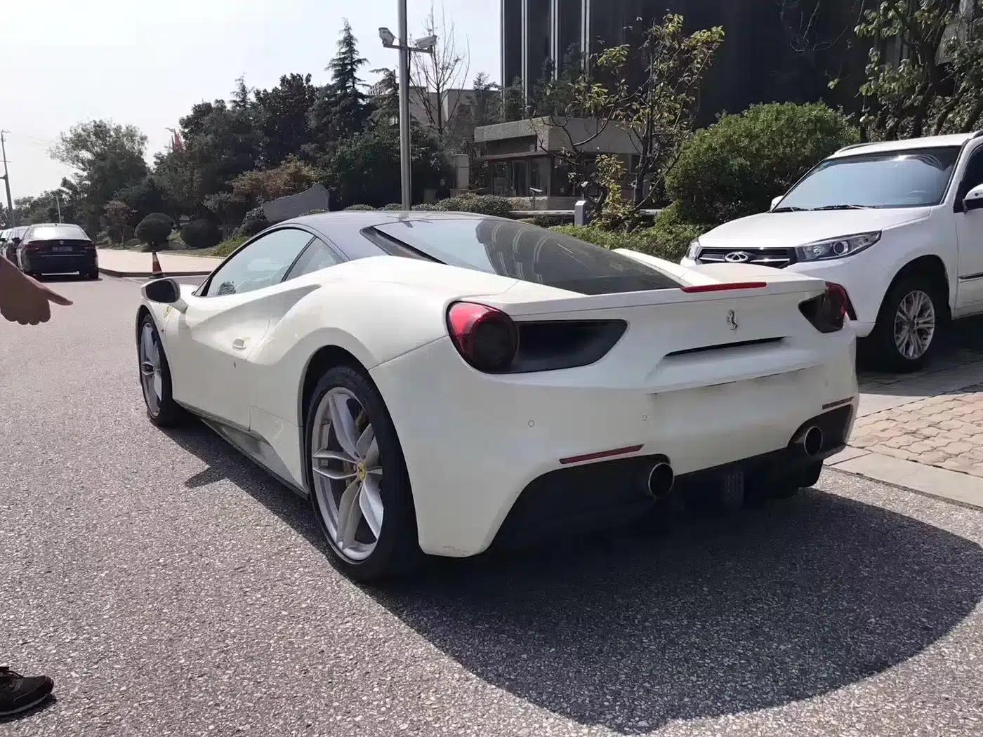 2015 Ferrari 488 GTB — миниатюра 5