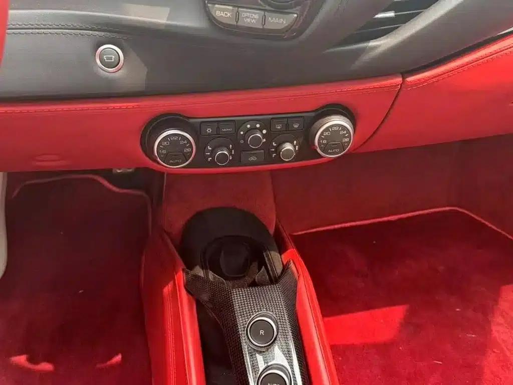 2015 Ferrari 488 Spider — миниатюра 15