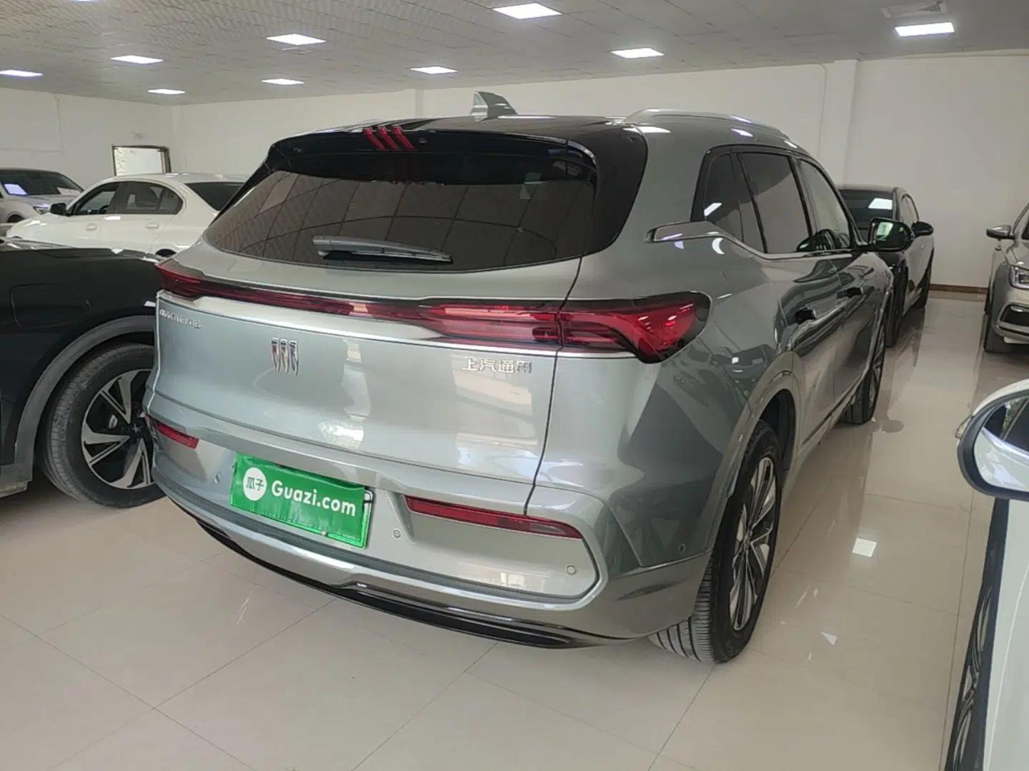 Buick E5 2025 Model 620KM Prestige Edition — миниатюра 6