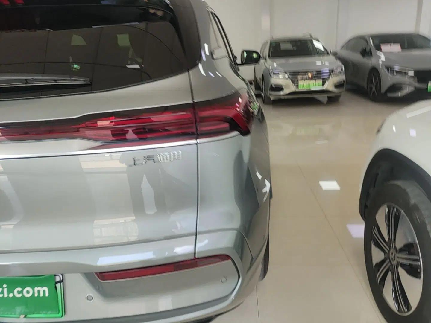 Buick E5 2025 Model 620KM Prestige Edition — миниатюра 9