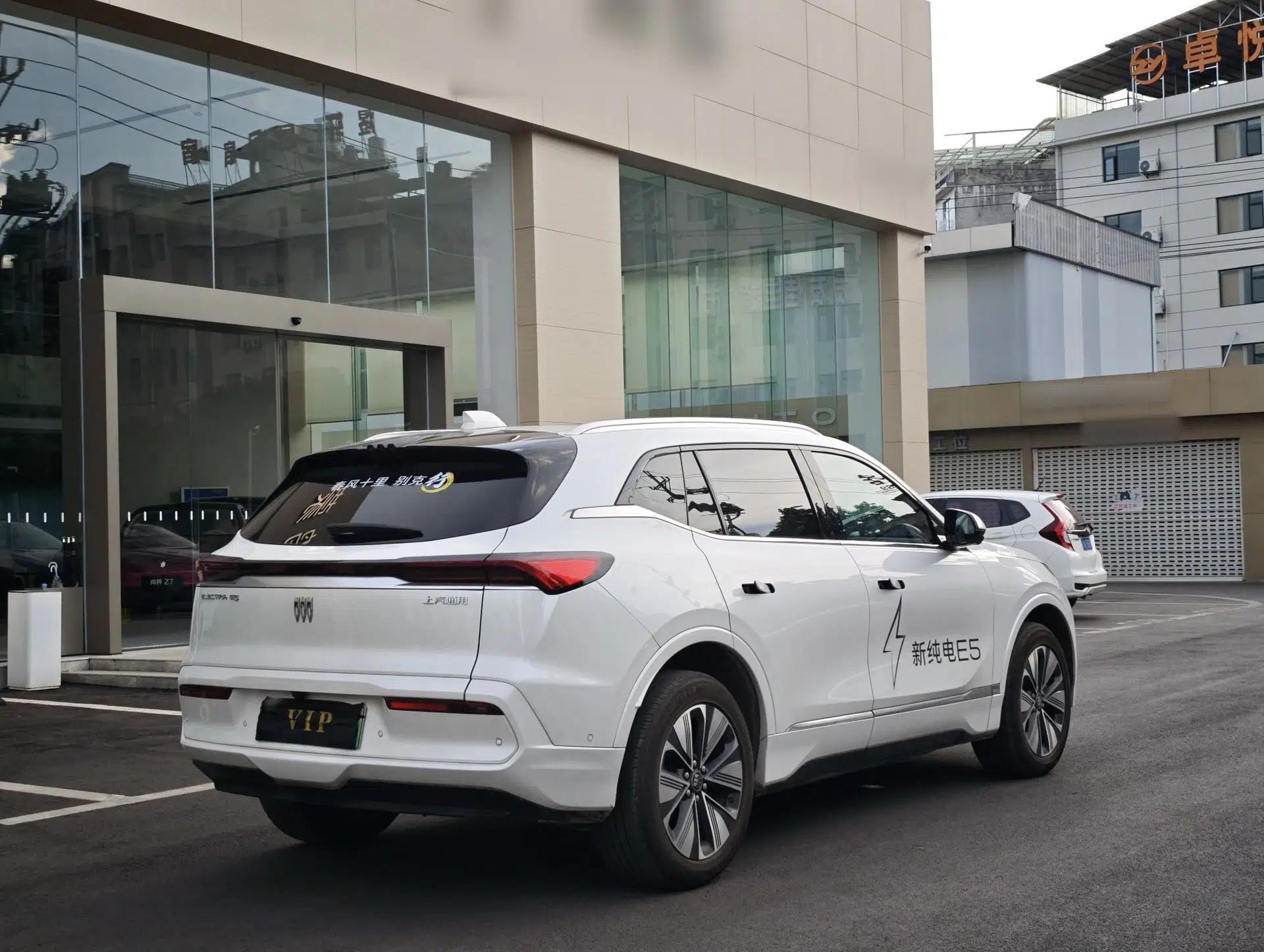 Buick E5 2025 Model 620KM Prestige Edition — миниатюра 17