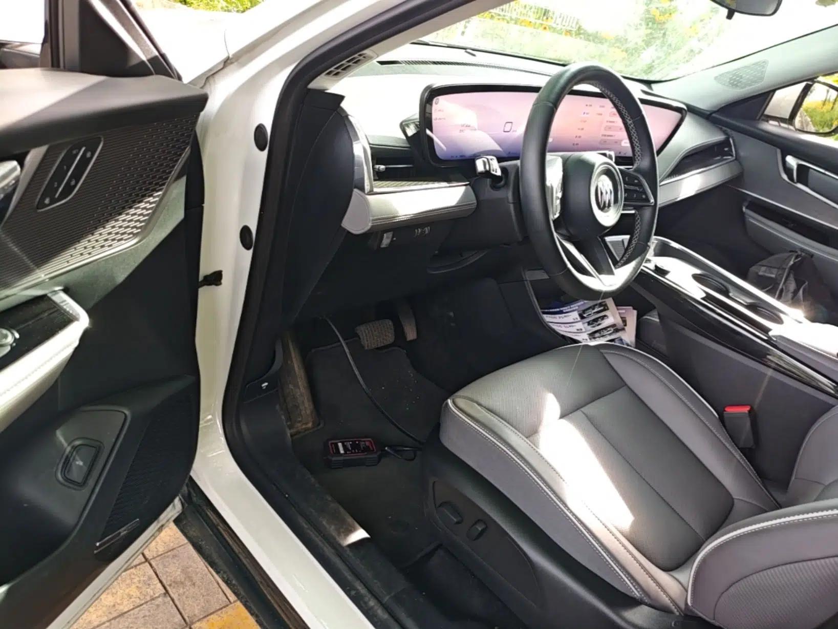 Buick E5 2025 Model 620KM Prestige Edition — миниатюра 26