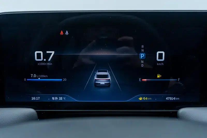 Venucia V2023 260T Black Horse Edition Pro — миниатюра 15
