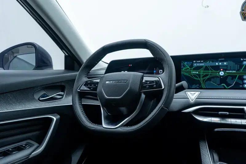 Venucia V2023 260T Black Horse Edition Pro — миниатюра 16