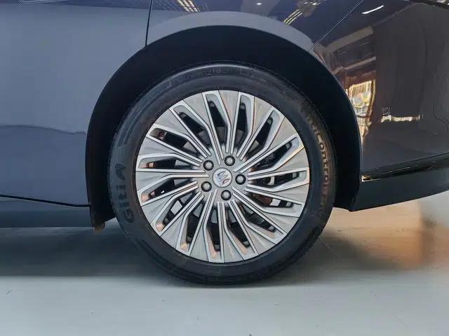 Buick L7 2025 Model Aivia — миниатюра 18