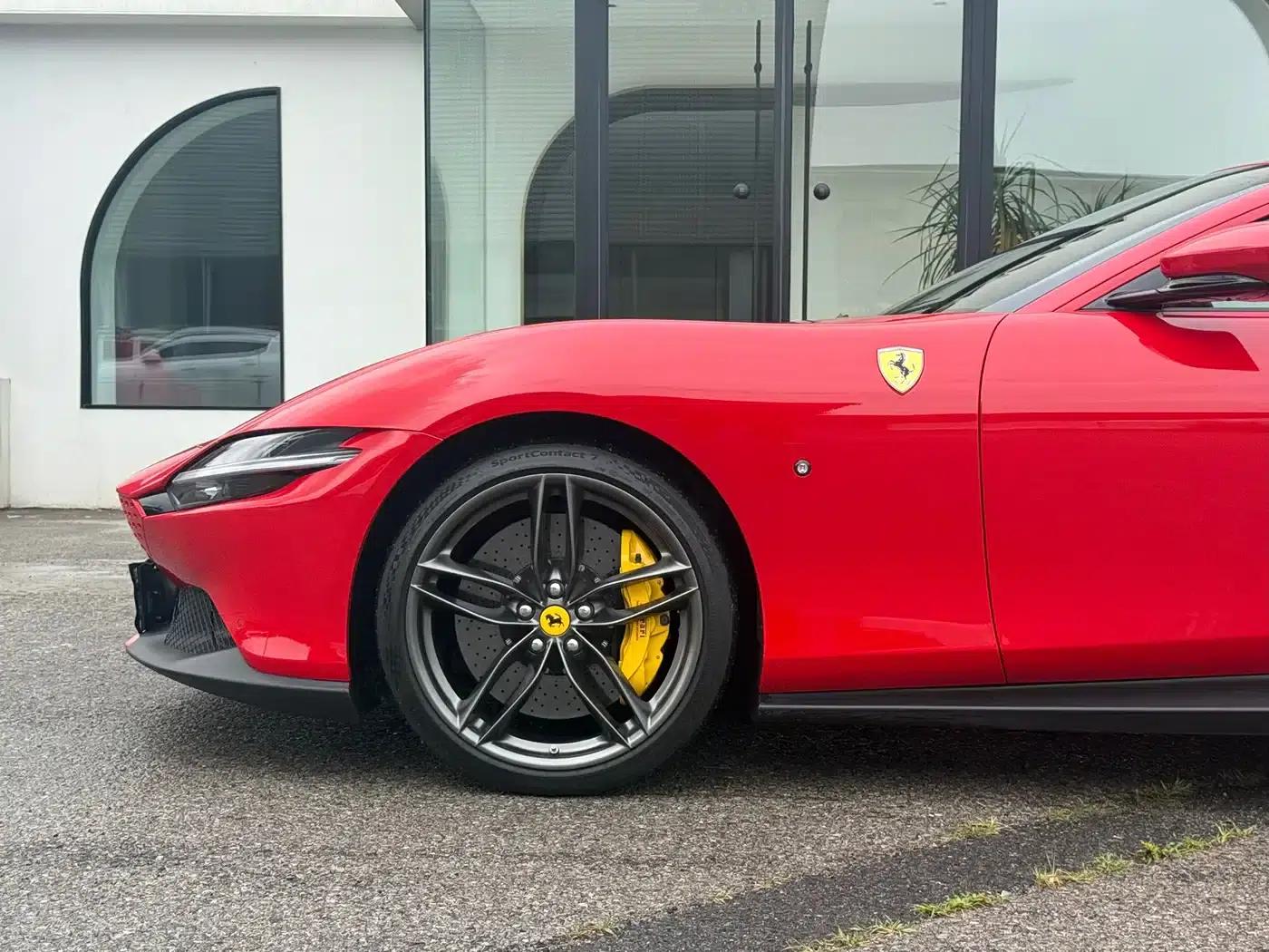 Roma 2020 3.9T V8 — миниатюра 24