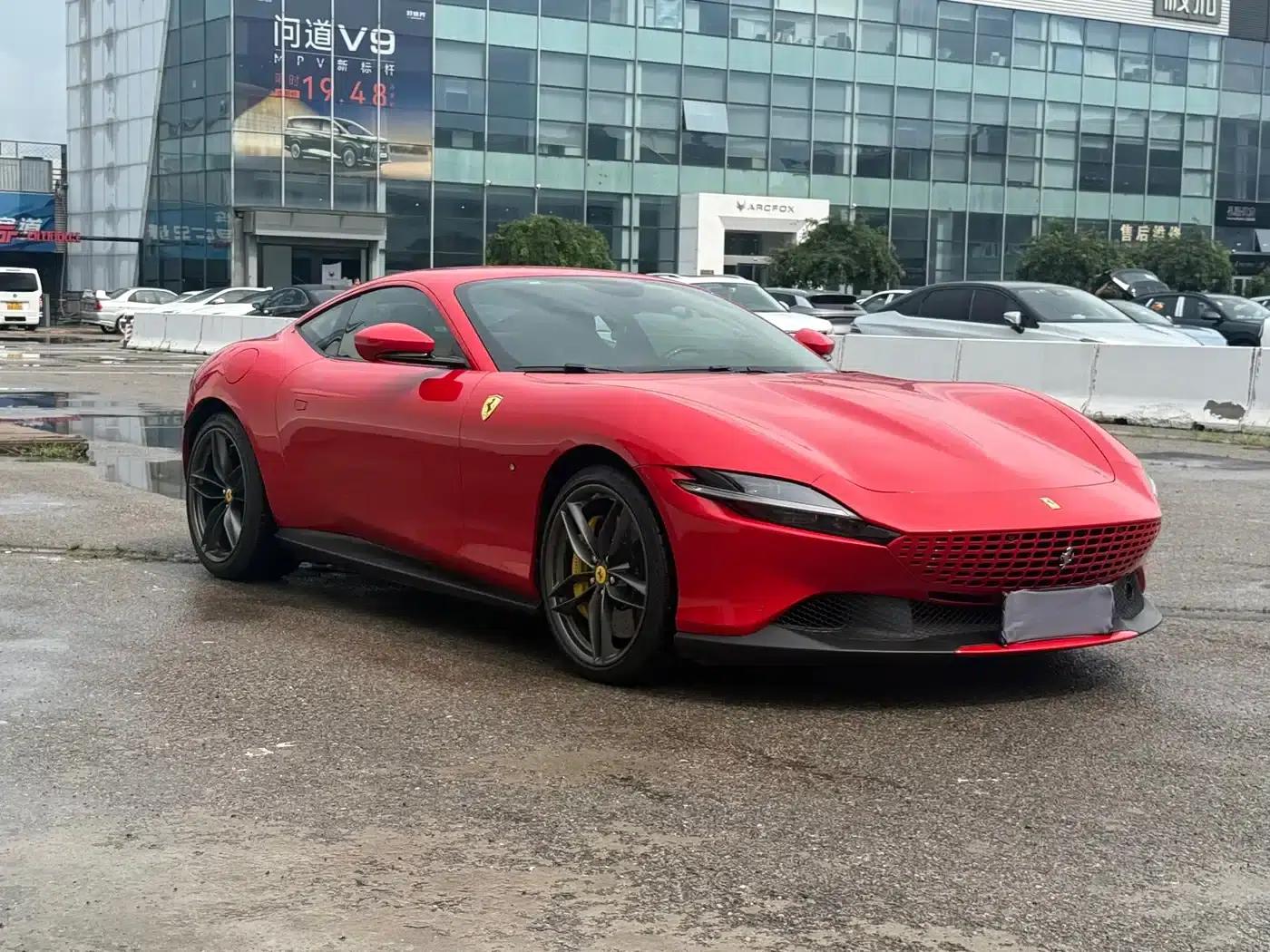 Roma 2020 3.9T V8 — миниатюра 6