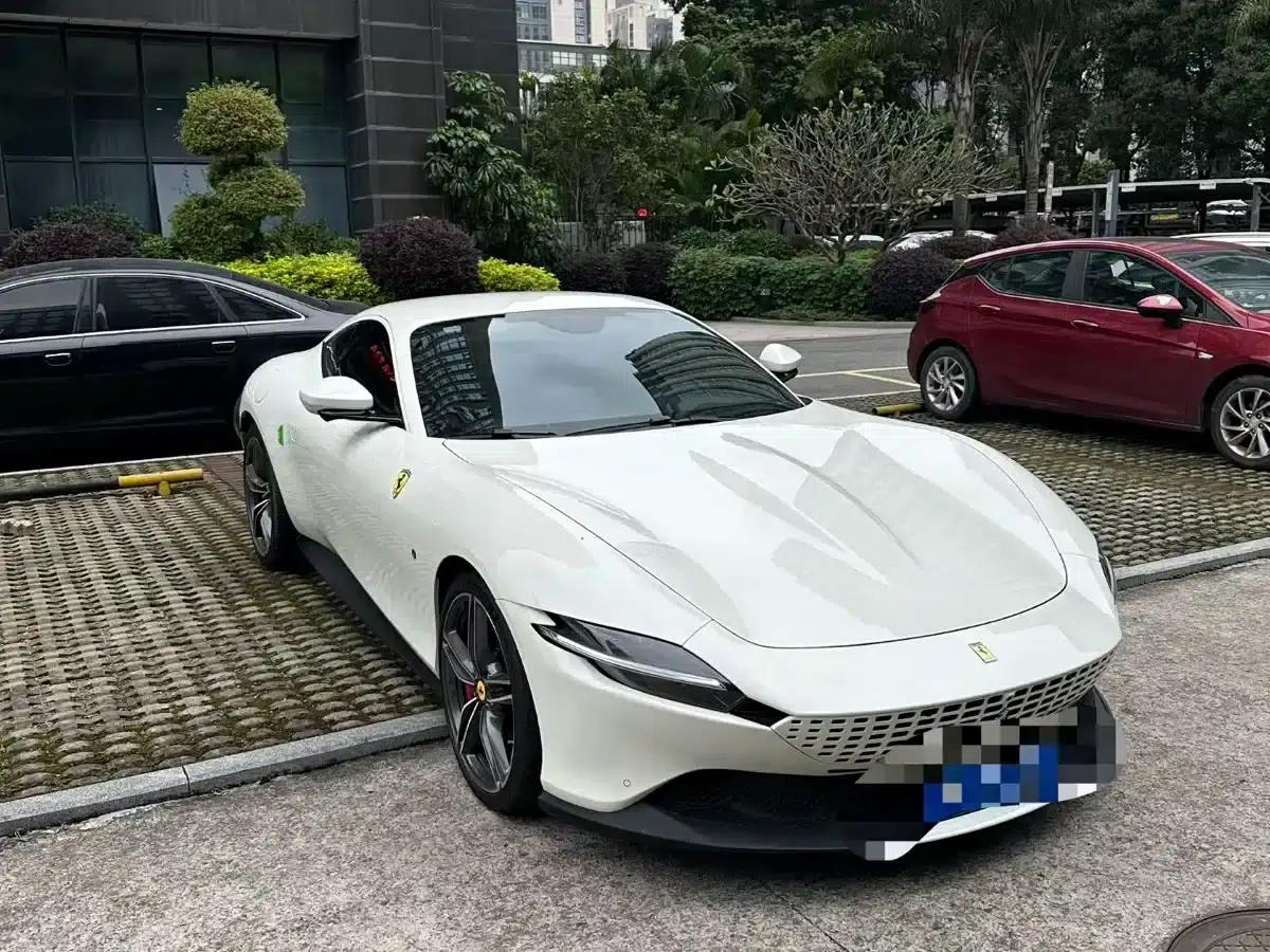 Roma 2020 3.9T V8 — миниатюра 4