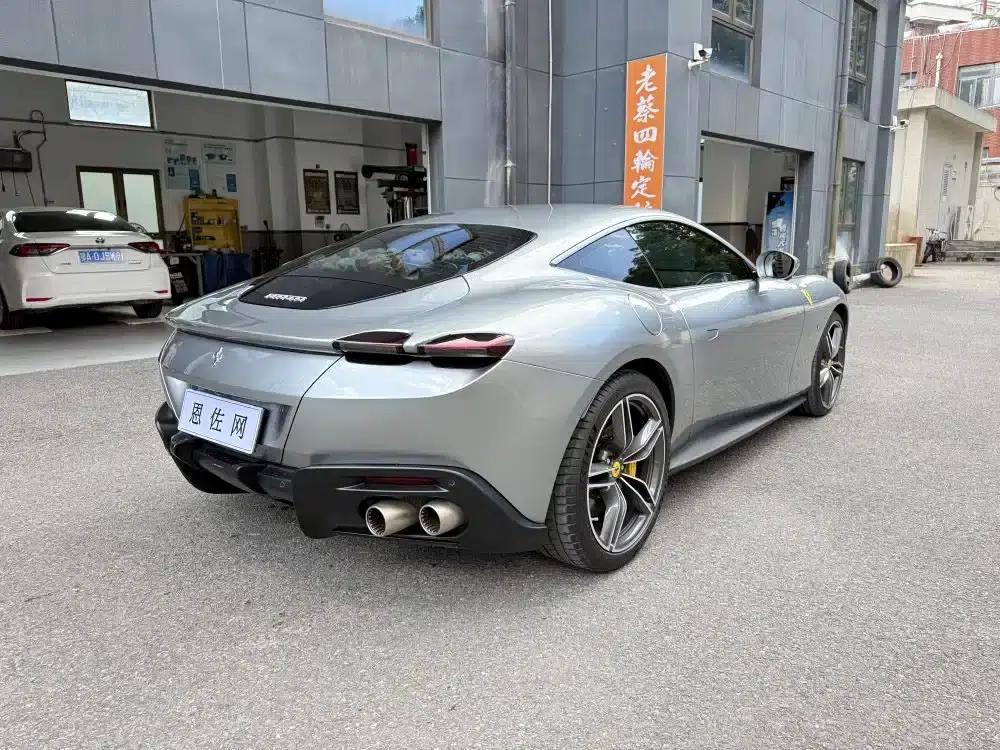 Roma 2020 3.9T V8 — миниатюра 23