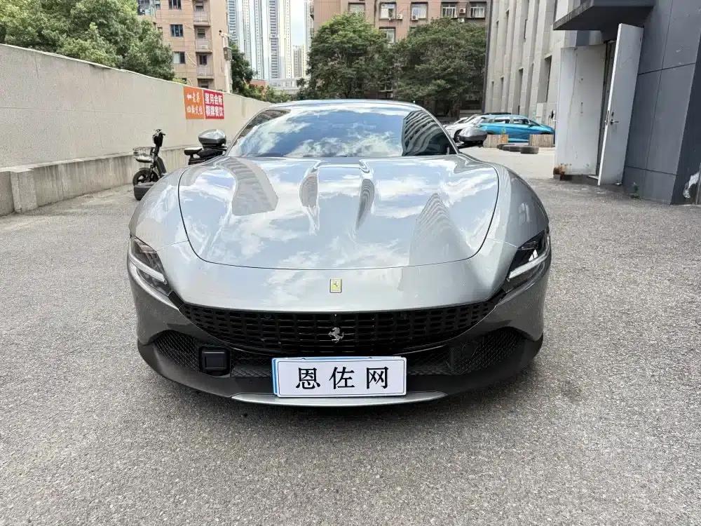 Roma 2020 3.9T V8 — миниатюра 4