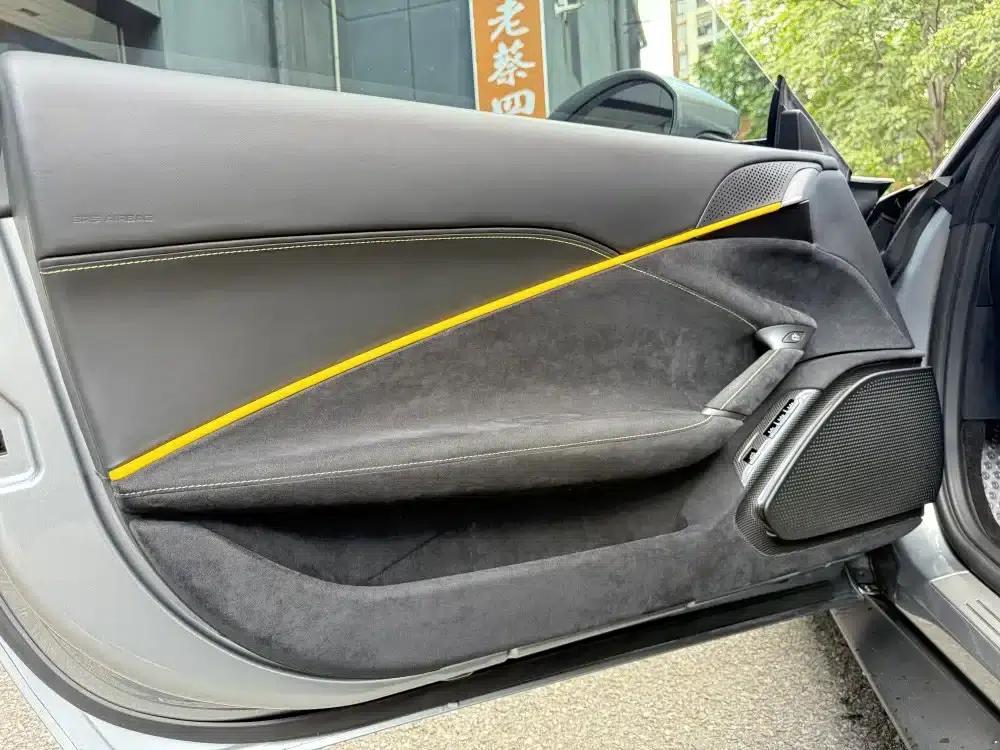 Roma 2020 3.9T V8 — миниатюра 10
