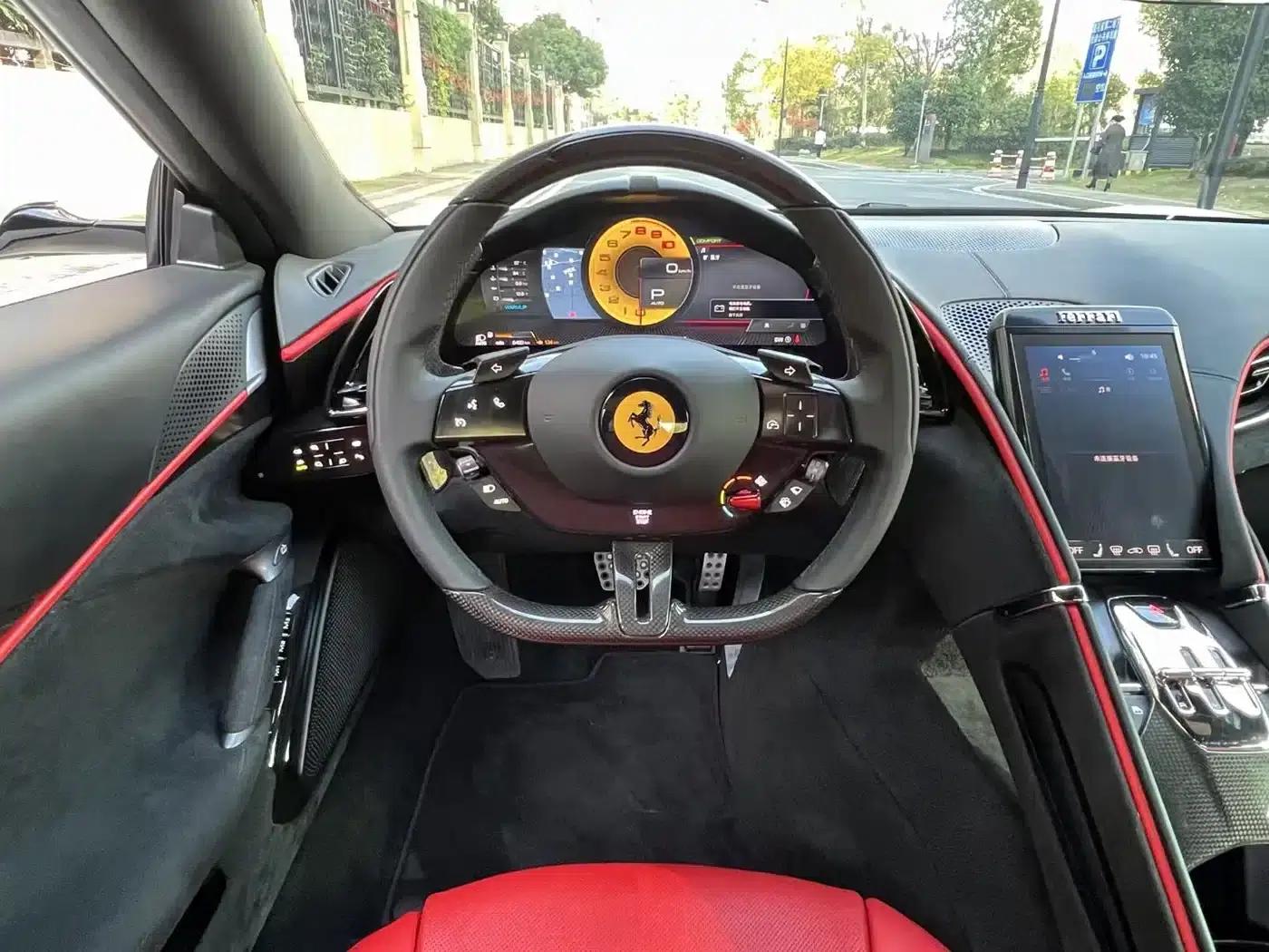 Roma 2020 3.9T V8 — миниатюра 4