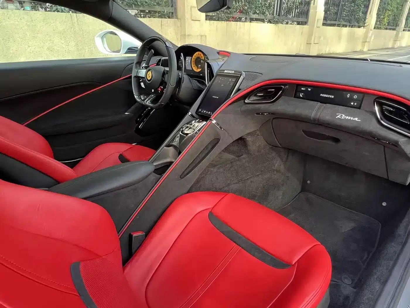 Roma 2020 3.9T V8 — миниатюра 7