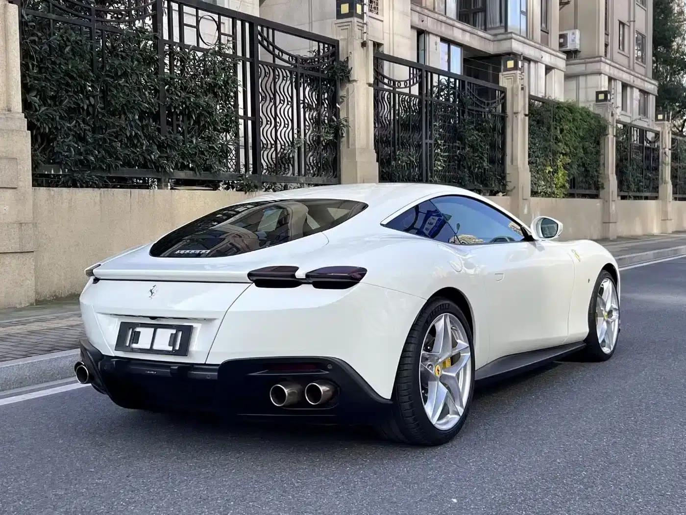 Roma 2020 3.9T V8 — миниатюра 8