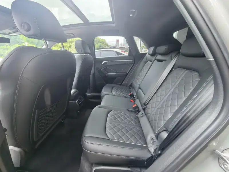 Audi Q3 2024 35 TFSI Fashion Dynamic Edition — миниатюра 9