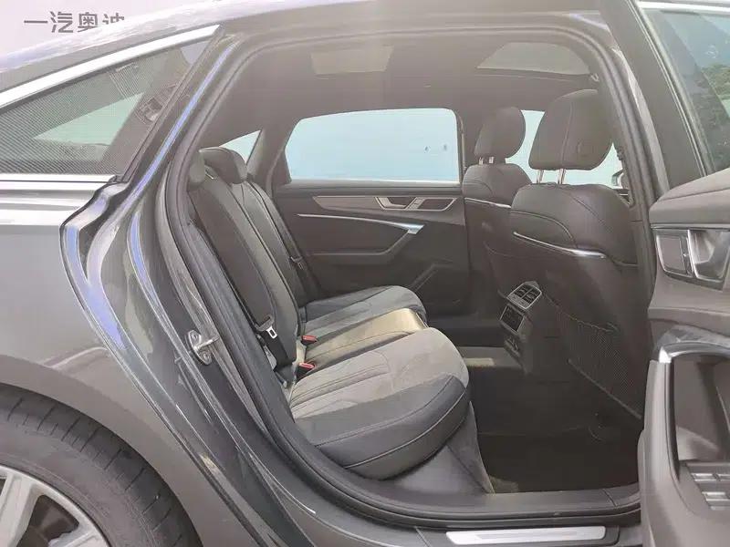Audi A6L 2024 45 TFSI Premium Dynamic Edition — миниатюра 21