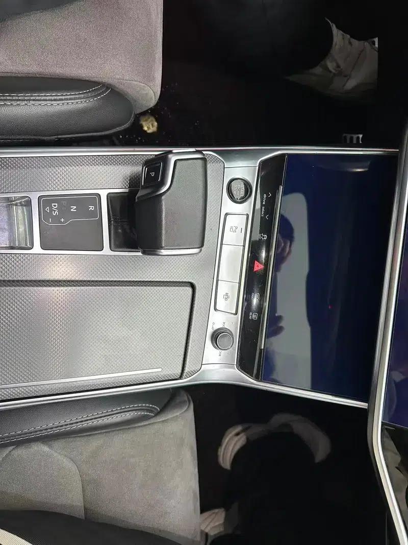 Audi A6L 2023 45 TFSI Premium Dynamic Edition — миниатюра 8