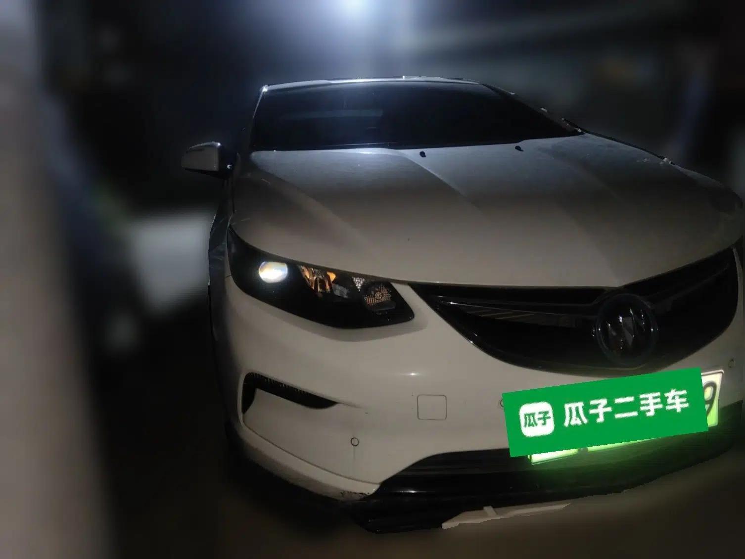Buick VELITE 5 2017 Stylish Extended-Range Model — миниатюра 3