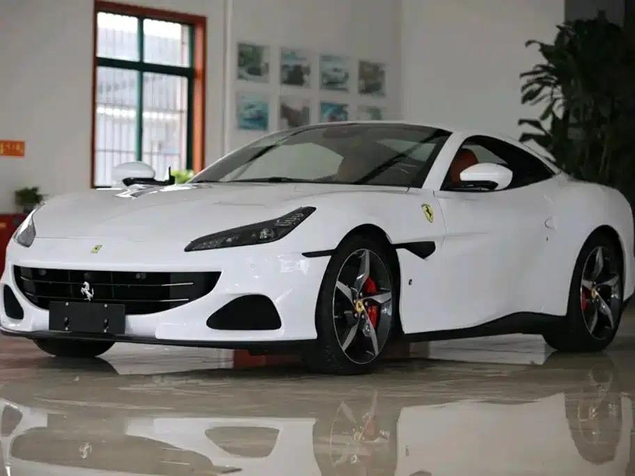 2021 Portofino 3.9T M — миниатюра 1