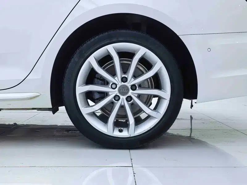 Audi A4L 2019 40 TFSI Fashion Edition (National V Emission Standard) — миниатюра 7