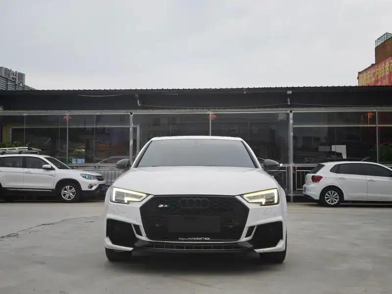 Audi A4L 2018 30th Anniversary Edition 40 TFSI Fashion Model — миниатюра 2