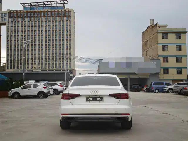 Audi A4L 2018 30th Anniversary Edition 40 TFSI Fashion Model — миниатюра 5