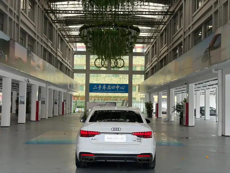 Audi A4L 2023 45 TFSI quattro Premium Dynamic Edition — миниатюра 4