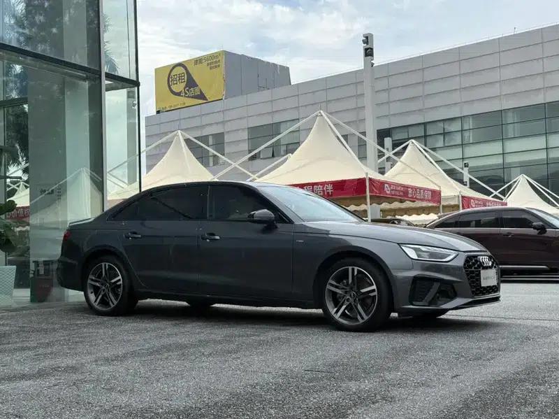Audi A4L 2022 40 TFSI Luxury Dynamic — миниатюра 3