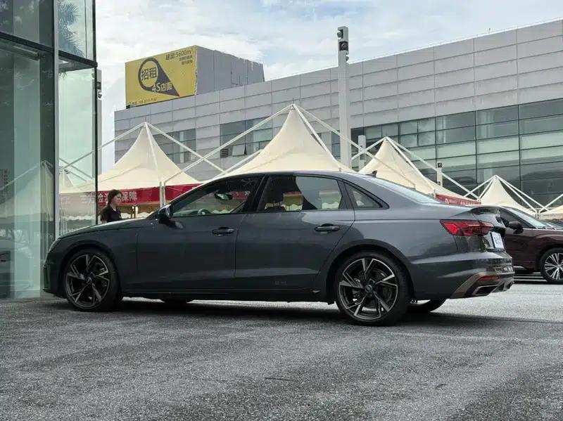 2024 Audi A4L 40 TFSI quattro RS Package (Sports Edition) — миниатюра 4