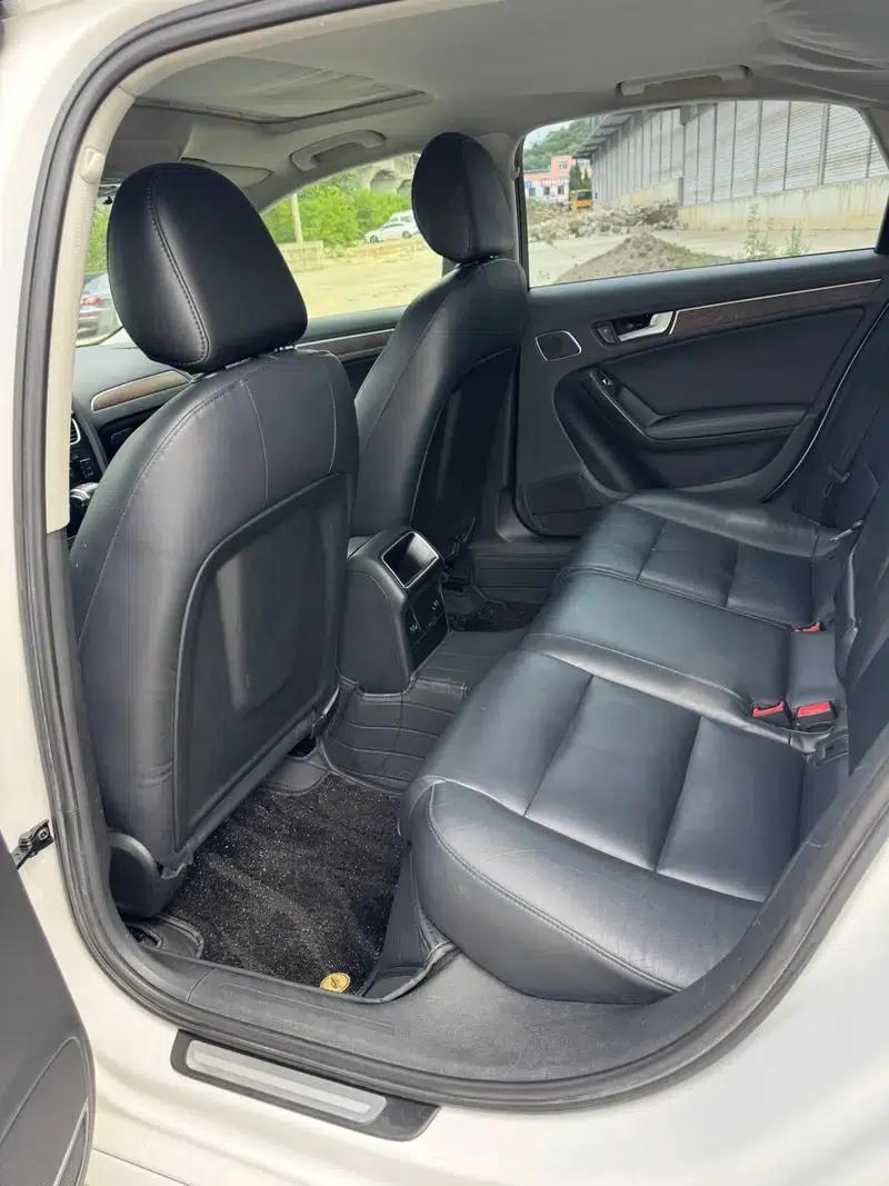 Audi A4L 2013 35 TFSI Automatic Standard Edition — миниатюра 12