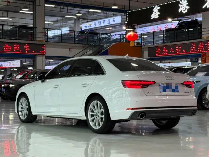 Audi A4L 2018 30th Anniversary Edition 40 TFSI Fashion Model — миниатюра 4