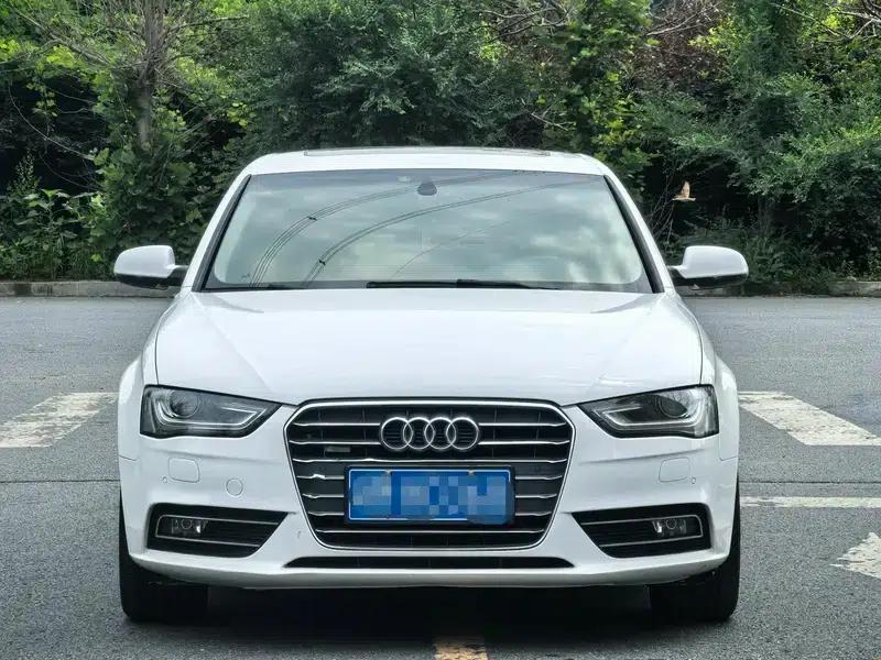 Audi A4L 2015 35 TFSI Automatic Technology Edition — миниатюра 2