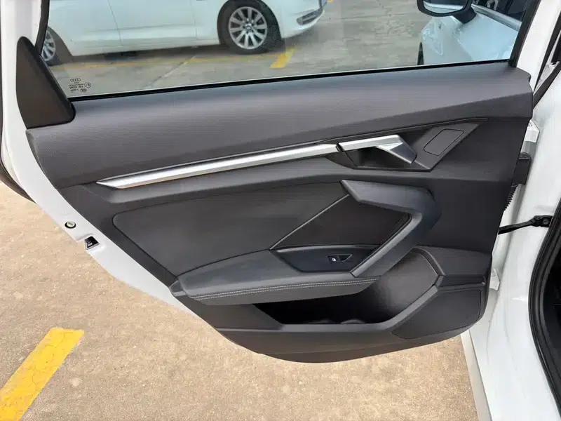 Audi A3 2023 Facelift A3L Limousine 35 TFSI Sporty Edition — миниатюра 11