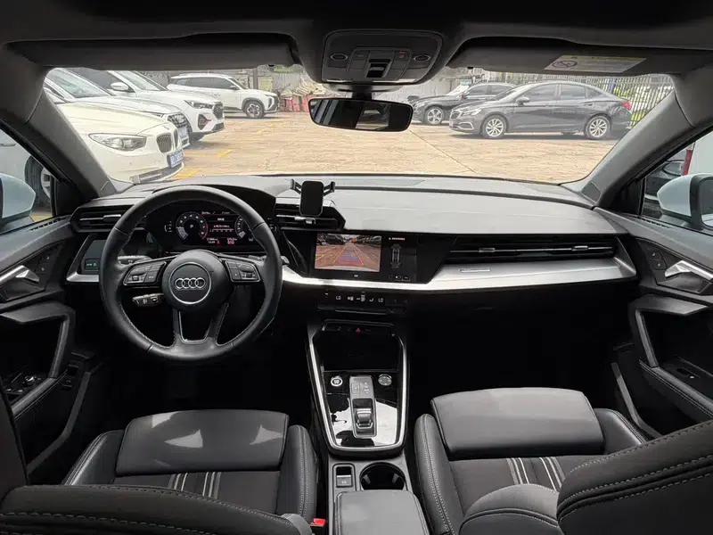 Audi A3 2023 Facelift A3L Limousine 35 TFSI Sporty Edition — миниатюра 16