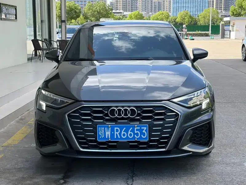 2022 Audi A3 A3L Limousine 35 TFSI Fashion Sport — миниатюра 2