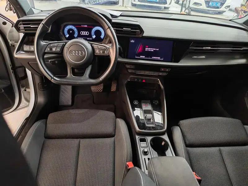 Audi A3 2021 Sportback 35 TFSI Progressive Elegance — миниатюра 7