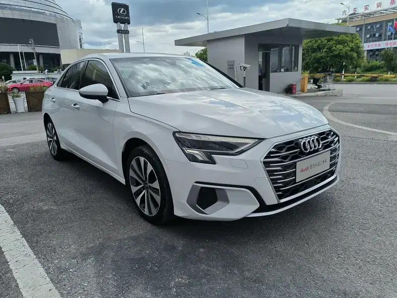 Audi A3 2023 Facelift A3L Limousine 35 TFSI Progressive Elegance — миниатюра 3