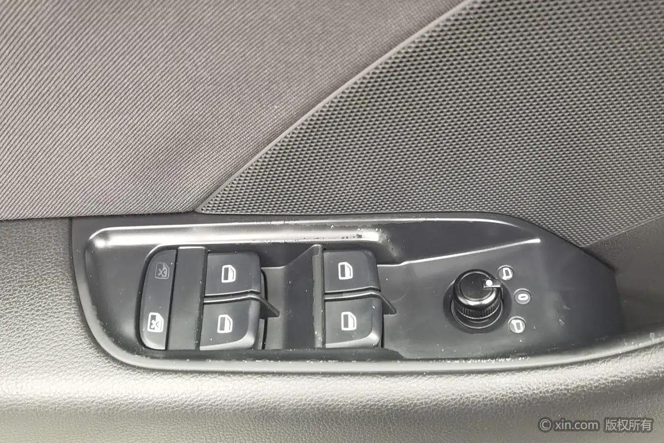 Audi A3 2014 Sportback 35 TFSI Automatic Fashion Edition — миниатюра 12