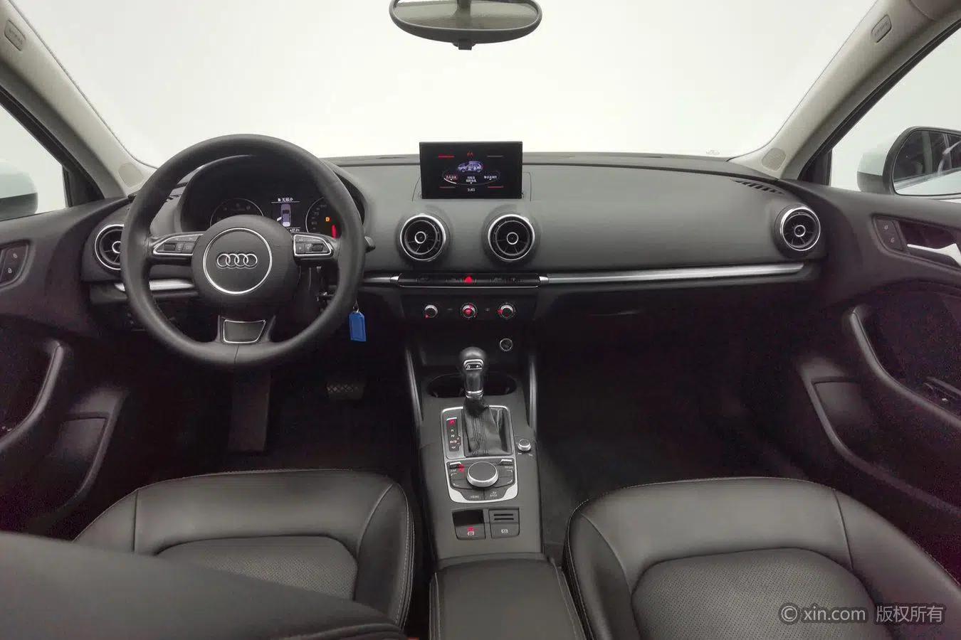 Audi A3 2014 Sportback 35 TFSI Automatic Fashion Edition — миниатюра 14