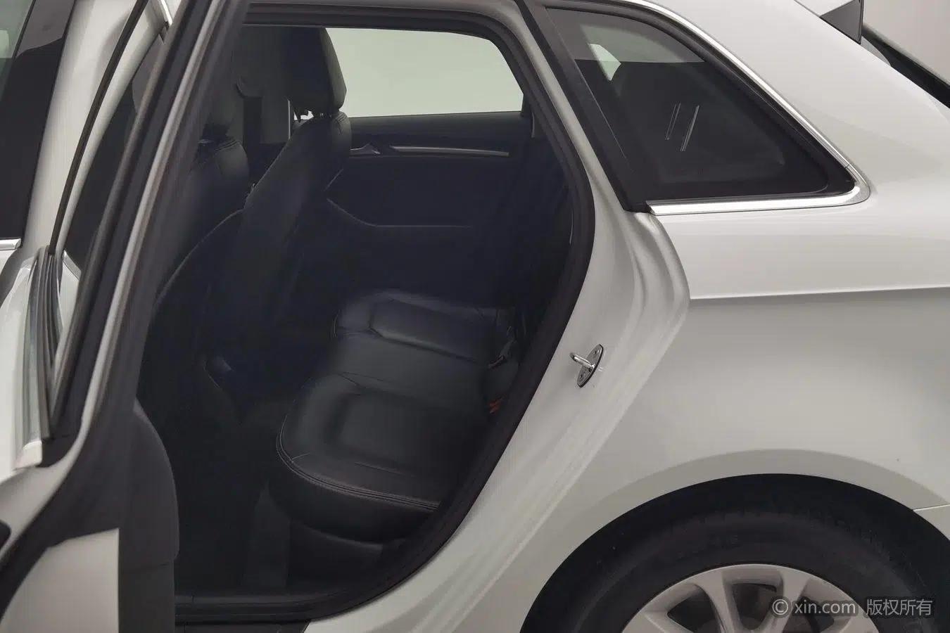 Audi A3 2014 Sportback 35 TFSI Automatic Fashion Edition — миниатюра 19