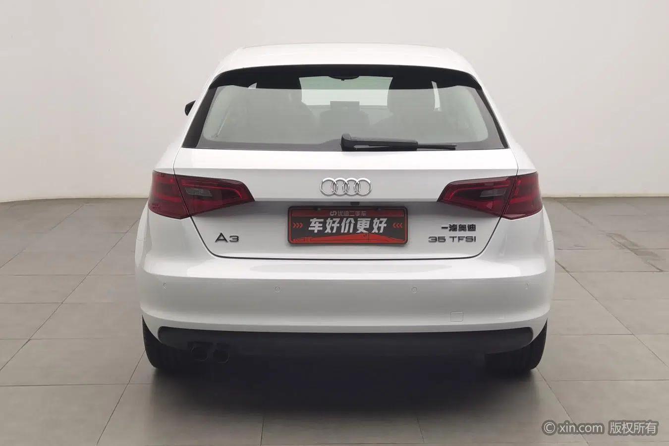 Audi A3 2014 Sportback 35 TFSI Automatic Fashion Edition — миниатюра 4