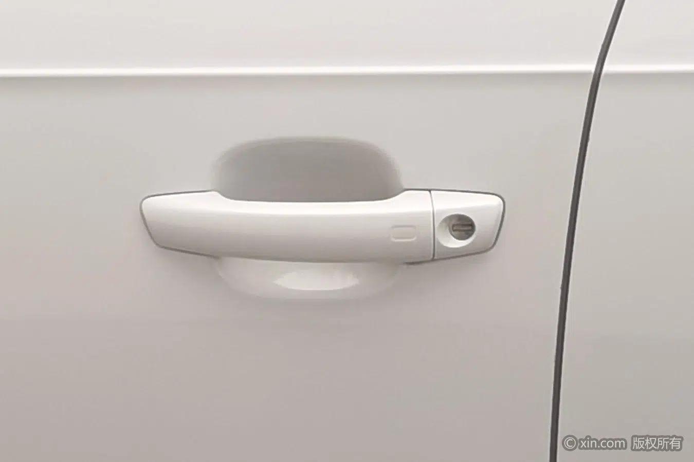Audi A3 2014 Sportback 35 TFSI Automatic Fashion Edition — миниатюра 8