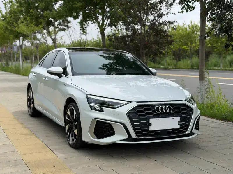 2022 Audi A3 A3L Limousine 35 TFSI Fashion Sport — миниатюра 3