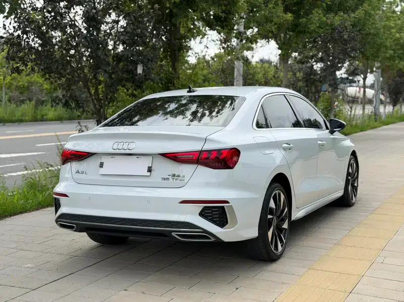 2022 Audi A3 A3L Limousine 35 TFSI Fashion Sport — миниатюра 6