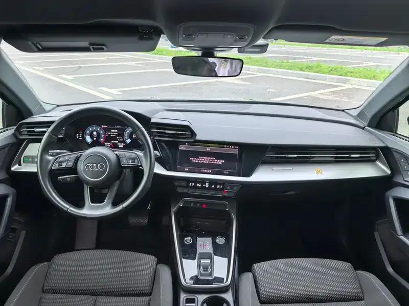 2021 Audi A3 A3L Limousine 35 TFSI Progressive Sport — миниатюра 4