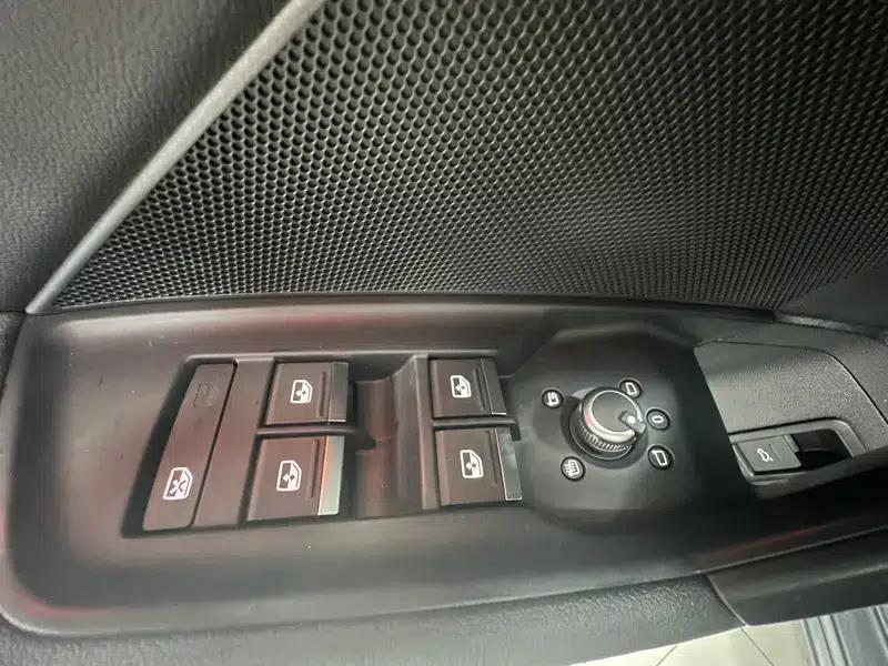 Audi A3 2022 Sportback 35 TFSI Luxury Elegance — миниатюра 27