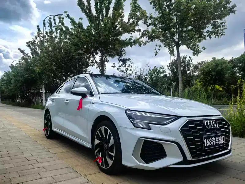 Audi A3 2023 Facelift A3L Limousine 35 TFSI Sporty Edition — миниатюра 3