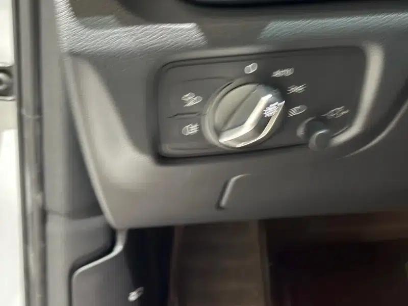 Audi A3 2020 Limousine 35 TFSI Fashion Edition (National V Emission Standard) — миниатюра 22